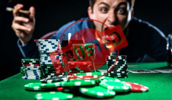 Trik Dan Tips Memenangi Poker Online